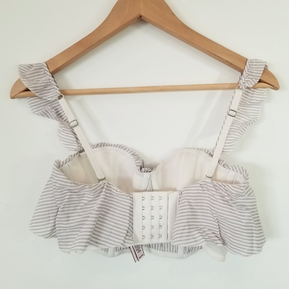 Victoria's Secret Striped Ruffle Bra Bralette Bandeau Crop Top Bustier NWT 32B - Picture 10 of 16